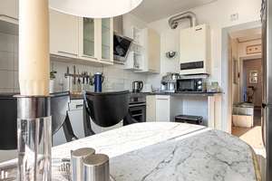DÜSSELDORF-Pempelfort | Großzügig geschnitten, zentral gelegen, mit Balkon – 40477 Pempelfort, Düsseldorf – Vorschaubild 10