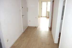 KOMFORTWOHNUNG IN OBERBILK 2 ZIMMER MIT BALKON WANNENBAD KOMPLETT LAMINAT 1. ETAGE / AUFZUG – Oberbilker Allee 280, 40227 Oberbilk, Düsseldorf – Vorschaubild 10