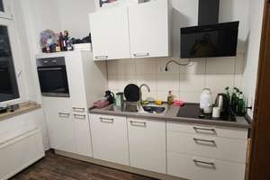 Helle Altbau 2-Zimmer Wohnung im 1. OG in Köln Mülheim mit einer Terrasse und Ausblick ins Grüne – Die vollständige Adresse der Immobilie erhältst du vom Anbieter., 51063 Mülheim (Ortsteil), Köln – Vorschaubild 1