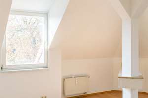 Gemütliches Wohnen unterm Dach – Provisionsfrei – Erich-Zeigner-Allee 21a, 4229 Plagwitz, Leipzig – Vorschaubild 4