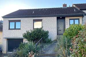 Wohlfühlhaus (REH) mit attraktivem Grundstück angrenzend an die Feldflur in Bovenden-Lenglern ! – Die vollständige Adresse der Immobilie erhältst du vom Anbieter., 37120 Bovenden – Vorschaubild 23