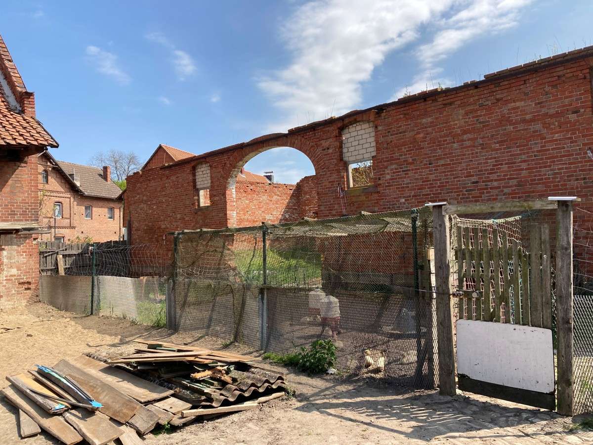 denkmalgeschützter 3-Seiten Hof mit einem Doppelhaus im Landkreis Harz, Harz Kreis – Bild 4