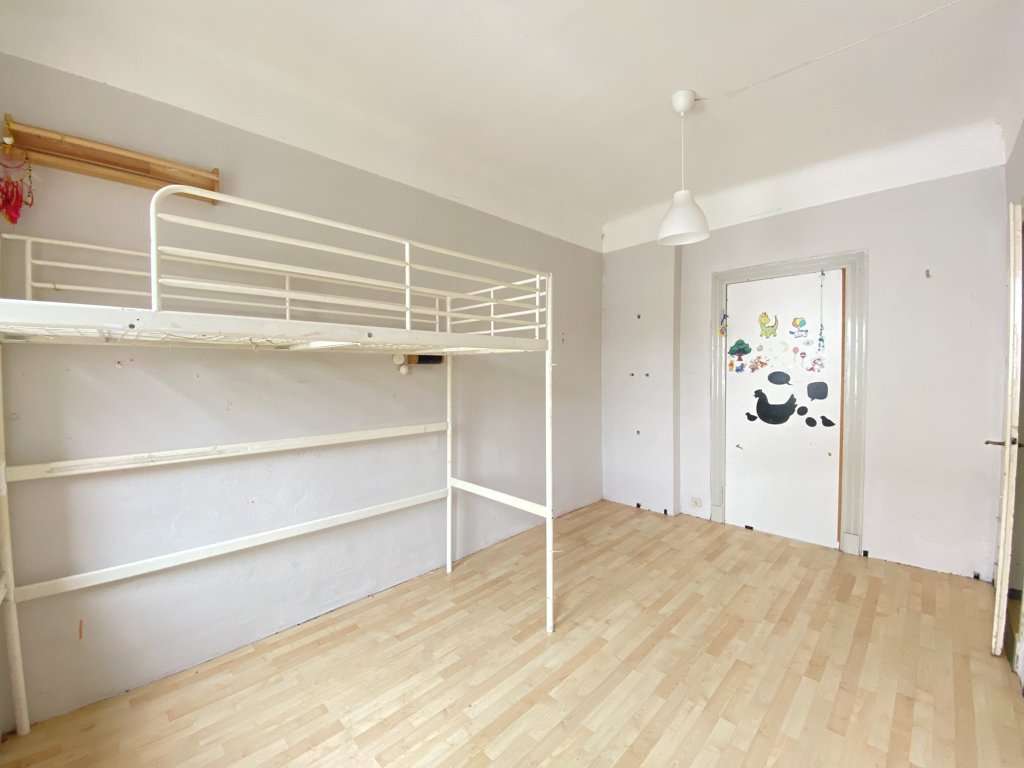 Immobilie in Eschweiler - Raumwunder in Innenstadtlage! Einfamilienreihenhaus mit außergewöhnlich großem Garten - Bild 1