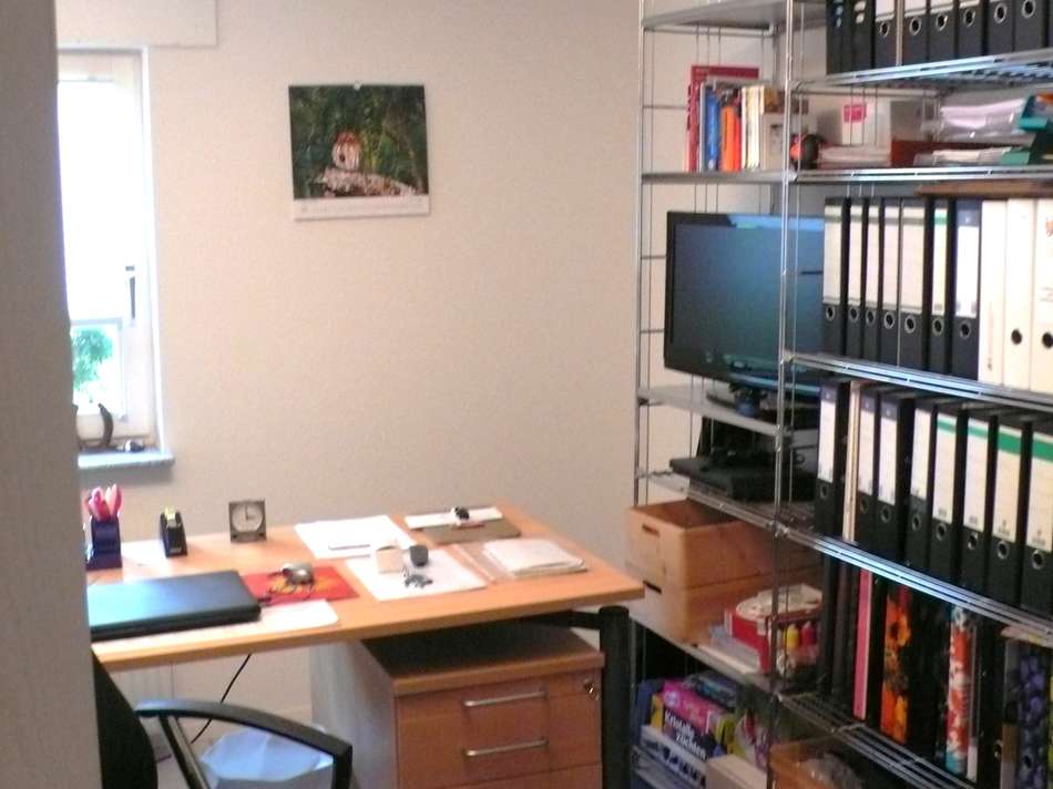 Büro UG