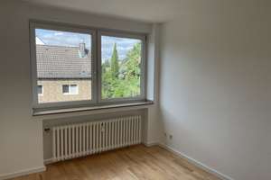 Schöne  3 Zimmerwohnung mit 2 Balkone in Düsseldorf Grafenberg – Brandenburgstraße 20, 40629 Grafenberg, Düsseldorf – Vorschaubild 31