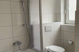 Sehr schön sanierte Wohnung mit Parkettböden und Wohnküche in stilvollem Altbau! – 68169 Neckarstadt-West, Mannheim – Vorschaubild 3