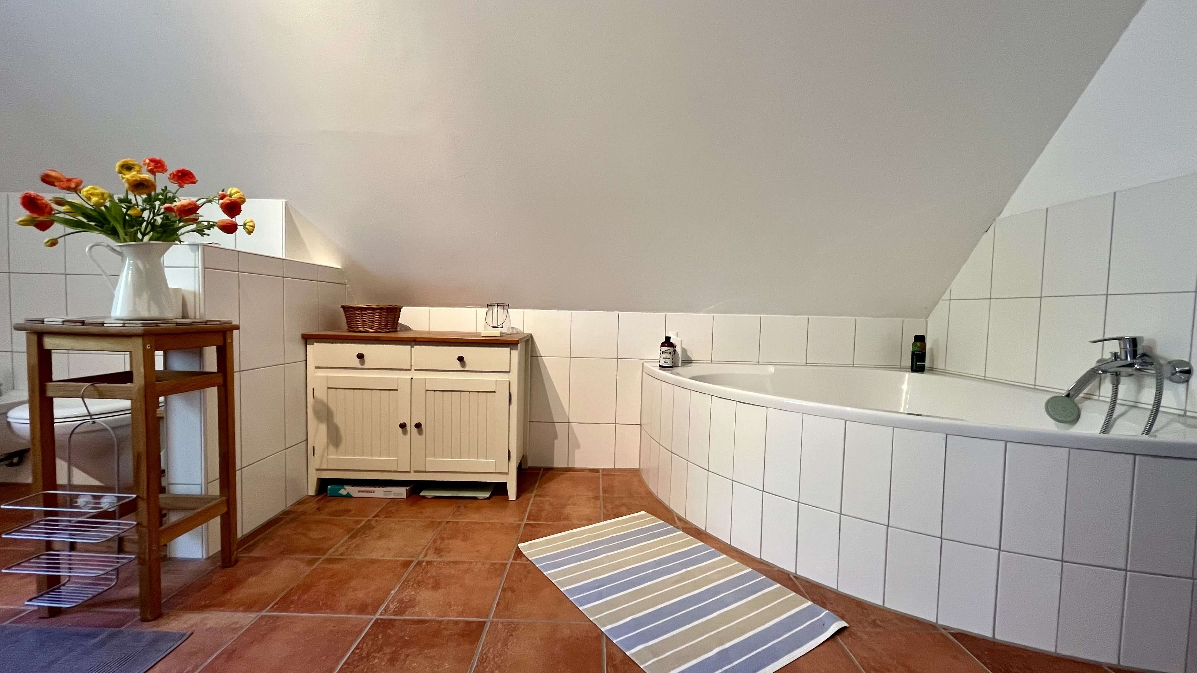 Immobilie in Neuenkirchen-Vörden - Junges Haus mit moderner effizienter Haustechnik - Bild 2