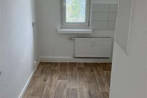Frisch saniert! 2 Zimmer für junge Leute! – 6406 Bernburg (Saale) – Vorschaubild 3