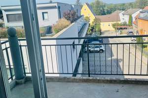 Großzügige und helle 3-Zimmer-Wohnung (107 m²) in zentraler Lage von Bobingen – Hochstraße 19, 86399 Bobingen – Vorschaubild 4