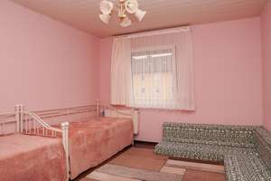 Sanierte 4 Zimmer Eigentumswohnung mit großzügigem Wohngefühl in Salzgitter Lebenstedt – Die vollständige Adresse der Immobilie erhältst du vom Anbieter., 38226 Lebenstedt, Salzgitter – Vorschaubild 4
