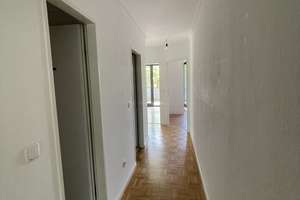 3-Zimmer-Wohnung mit Einbauküche, zwei Balkonen, Kamin und Fußbodenheizung in Düsseldorf-Unterrath – Am Grenzgraben 26, 40468 Unterrath, Düsseldorf – Vorschaubild 14