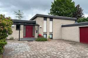 Flachdachhaus mit einzigartigem Charakter – Cloppenburg (Kreis) – Vorschaubild 1