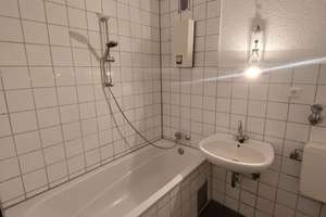 Lichtdurchflutete 3-Raum-Wohnung mit Balkon und Lift in Mönchengladbach-Römerbrunnen – Römerbrunnen 24, 41199 Mülfort, Mönchengladbach – Vorschaubild 5