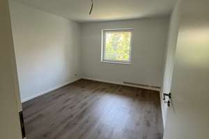 Sanierte 2 Zimmer Wohnung mit Balkon, 1. OG – Westfalenplatz 5, 38108 Wabe-Schunter-Beberbach, Braunschweig – Vorschaubild 4