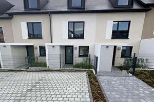 ERSTBEZUG 145qm Familienfreundliche Neubauhaus mit 2 Stellplätzen nähe U2 Röthenbach – Lilienstrasse 29., 90547 Stein – Vorschaubild 3