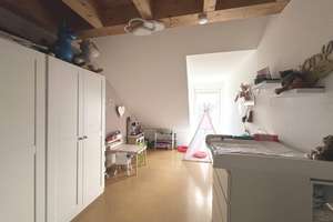 Großzügiges Reihenhaus mit 7 Zimmern, Carport und Stellplätzen in ruhiger Lage – Die vollständige Adresse der Immobilie erhältst du vom Anbieter., 97271 Kleinrinderfeld – Vorschaubild 17