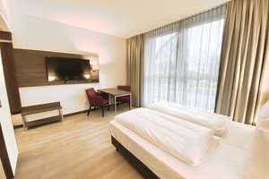 Studio mit Doppelbett in bester Lage – Kurfürsten-Anlage 49, 69115 Weststadt, Heidelberg – Vorschaubild 12