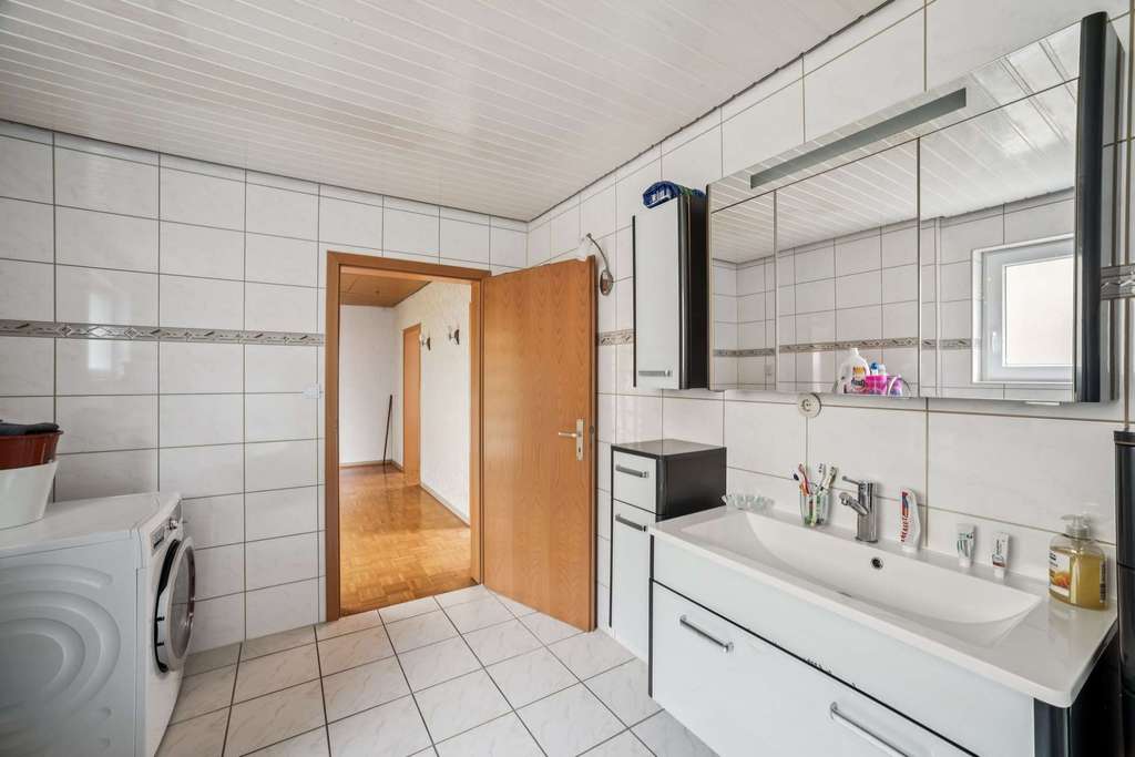 Immobilie in Neuwied - Gemütliches Zweifamilienhaus in sehr ruhiger Lage in Oberbieber - Bild 4