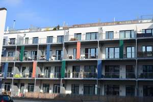 Große, teilmöblierte 1-Zimmer-Wohnung mit Loggia und Carport in der Nürnberger Südstadt