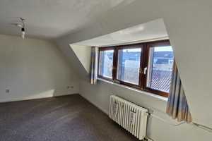 Wohnhaus mit vermieteter Gewerbeeinheit mitten in Krefeld - Hüls – Krefelder Straße 4, 47839 Krefeld – Vorschaubild 13