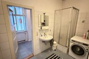 Charmant & Großzügig!
 2-Zimmer Wohnung im Herzen der Altstadt! – Die vollständige Adresse der Immobilie erhältst du vom Anbieter., 93047 Innenstadt, Regensburg – Vorschaubild 9