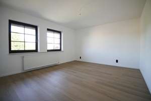 MODERNE 3-ZIMMER-WOHNUNG MIT BALKON & EINZIGARTIGEM FACHWERK-CHARME IN WOLFSBURG-EHMEN – Die vollständige Adresse der Immobilie erhältst du vom Anbieter., 38442 Ehmen, Wolfsburg – Vorschaubild 5