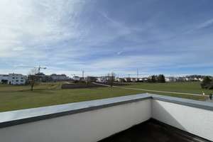 Möbliertes Reiheneckhaus mit großer Terrasse in Sindelfingen Ortsrandlage, Nähe S60 – Krotenäckerweg 45/5, 71069 Sindelfingen – Vorschaubild 15