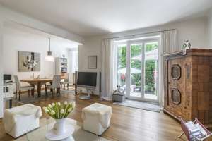 WOW *Paul & Partner* EINLADENDE WOHNUNG MIT TERRASSE UND GARTEN, IDEAL GELEGEN ! ZUM WOHLFÜHLEN !