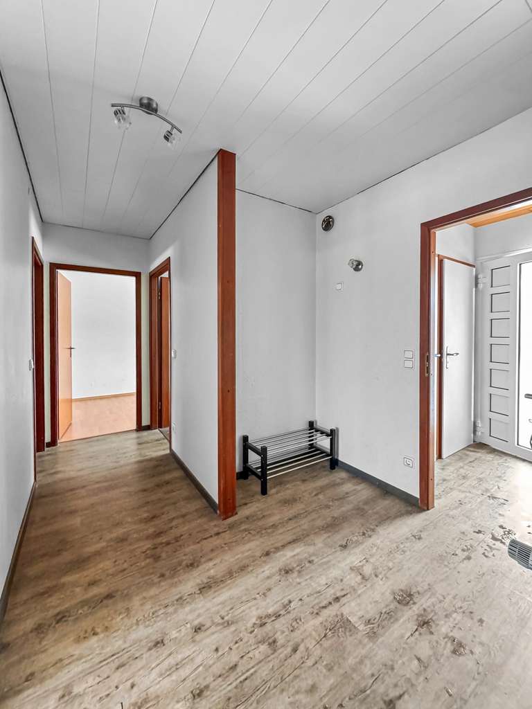 Immobilie in Nordstemmen - Freistehendes Einfamilienhaus mit Garten und viel Potenzial in ruhiger Lage von Nordstemmen - Bild 4