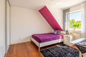 Einfamilienhaus in Bottrop-Batenbrock mit großem Wohnbereich und Garten – Die vollständige Adresse der Immobilie erhältst du vom Anbieter., 46238 Batenbrock, Bottrop – Vorschaubild 9
