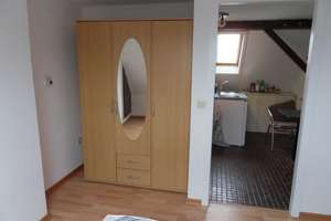 Ab 01.06.2026 oder später: Helle 2-Zimmer-Dachgeschoss-Wohnung im Grünen  – Henri-Dunant-Str. 20, 40474 Lohausen, Düsseldorf – Vorschaubild 6