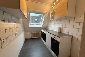 Freistehendes Zweifamilienhaus mit 2 Garagen – Die vollständige Adresse der Immobilie erhältst du vom Anbieter., 42117 Elberfeld, Wuppertal – Vorschaubild 15