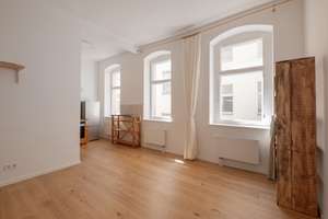 Sanierte und ruhige 2-Zimmer-Altbauwohnung am Rosenthaler Platz – Die vollständige Adresse der Immobilie erhältst du vom Anbieter., 10119 Mitte (Ortsteil), Berlin – Vorschaubild 1