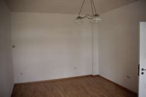 Zentrale 1 Zimmerwohnung mit EBK und Duschbad – Berliner Straße 6, 16761 Hennigsdorf – Vorschaubild 3