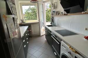Helle 3 Zimmerwohnung im 4. Obergeschoss mit Balkon, nähe Lister Platz – Jakobistraße 11, 30163 List, Hannover – Vorschaubild 2