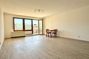 Neu saniertes Bad! 1 Zimmer, fantastischer Ausblick, riesiger Südwestbalkon, Tiefgaragenstellplatz – Breitensteinstr. 66, 72574 Bad Urach – Vorschaubild 6