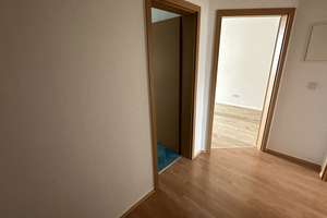 Schlafzi. hofseitig - EBK vorhanden *** - Bad mit Fenster - frei ab 1.7.26 – Frankenberger Str. 195, 9131 Ebersdorf, Chemnitz – Vorschaubild 4