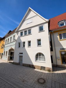 HISTORISCHES EINZELDENKMAL MIT AUSSERGEWÖHNLICHEM ENTWICKLUNGSPOTENZIAL ZU VERKAUFEN