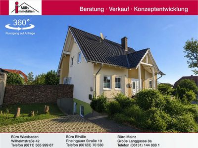 Attraktives freistehendes Einfamilienhaus mit großem Garten und Einliegerwohnung
