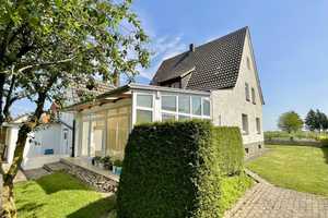 Ein Klassiker für Familien! Ein-/ Zweifamilienhaus in beliebter Wohnlage von Erwitte! – Soest (Kreis) – Vorschaubild 3