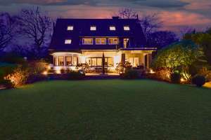 Modernisierte Villa mit ca. 329m² Wfl in begehrter Lage auf wunderschönem Grundstück direkt am Zoo – Die vollständige Adresse der Immobilie erhältst du vom Anbieter., 47057 Neudorf-Nord, Duisburg – Vorschaubild 2