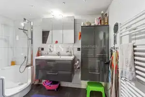 Modernisiertes Reihenmittelhaus mit Garten und zwei Garagen – auf städtischem Erbpachtgrundstück – Recklinghausen (Kreis) – Vorschaubild 9