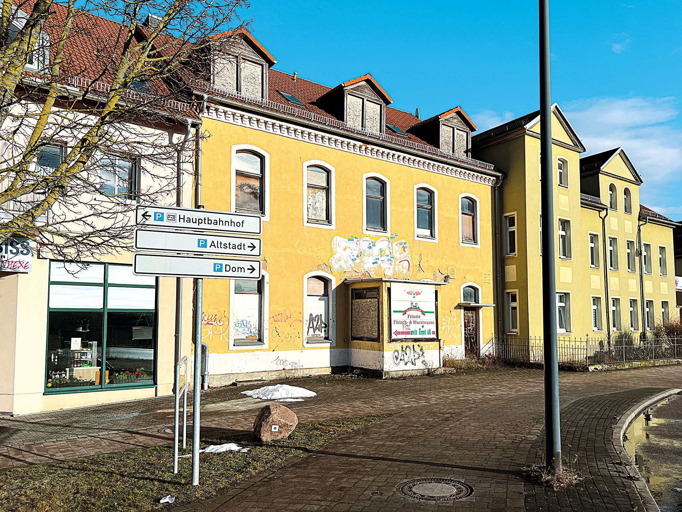 Leerstehendes Wohn-/Geschäftshaus (ehemalige Gaststätte), Burgenlandkreis – Bild 1