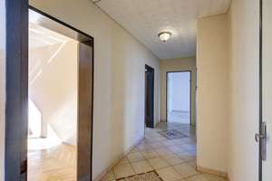 Großzügiges Anwesen mit viel Platz und Potential – Die vollständige Adresse der Immobilie erhältst du vom Anbieter., 90431 Gaismannshof, Nürnberg – Vorschaubild 9