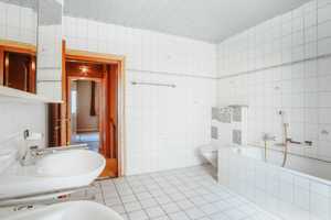 Schönes Backstein-Haus mit viel Platz & Potenzial in ruhiger Lage von Koblenz! – Koblenz – Vorschaubild 13