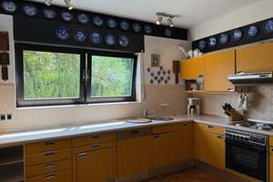 ST. AUGUSTIN NIEDERBERG, freist. EFH mit ELW, 8 Zimmer 258 m² Wfl. 2 Garagen, Keller, gr. 1.527 GrSt – Die vollständige Adresse der Immobilie erhältst du vom Anbieter., 53757 Sankt Augustin – Vorschaubild 18