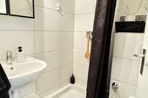 Ruhige zentrale 1 Zimmer Wohnung mit Balkon – Die vollständige Adresse der Immobilie erhältst du vom Anbieter., 55133 Neustadt, Mainz – Vorschaubild 5