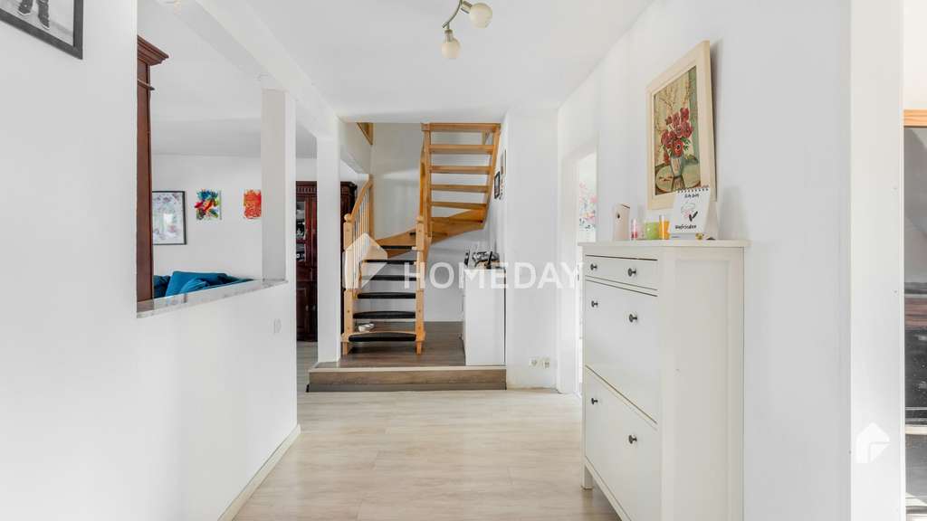 Einziehen und Wohlfühlen! 3-Zimmer-Maisonettewohnung mit EBK und Balkon in ruhiger Lage