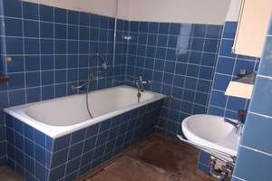 "Viel Platz & viele Möglichkeiten - Wohnhaus mit Garten und 4 Garagen in Albstadt-Pfeffingen" – Die vollständige Adresse der Immobilie erhältst du vom Anbieter., 72459 Albstadt – Vorschaubild 12