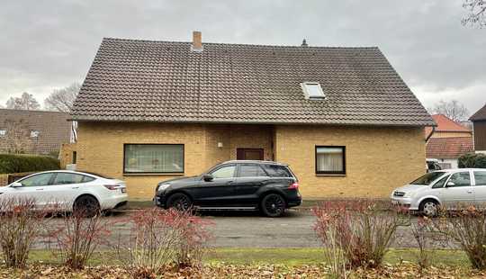 Bild von Platz, Ruhe und Perspektive: Großes Einfamilienhaus im alten Ortskern von Havelse